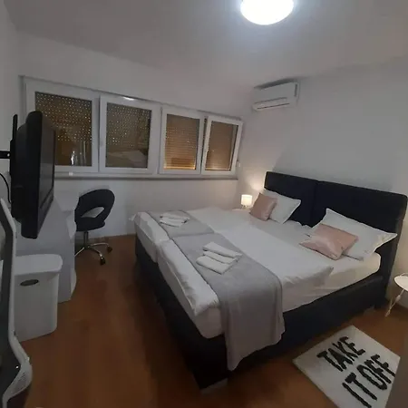 Apartment Apartman Nina *
